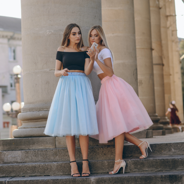 We're Crushing Hard on Summer's 10 Biggest Bag Trends